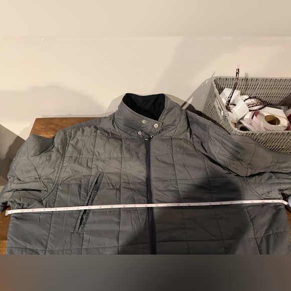 Men’s Reversible Jacket - Picture 11 of 12